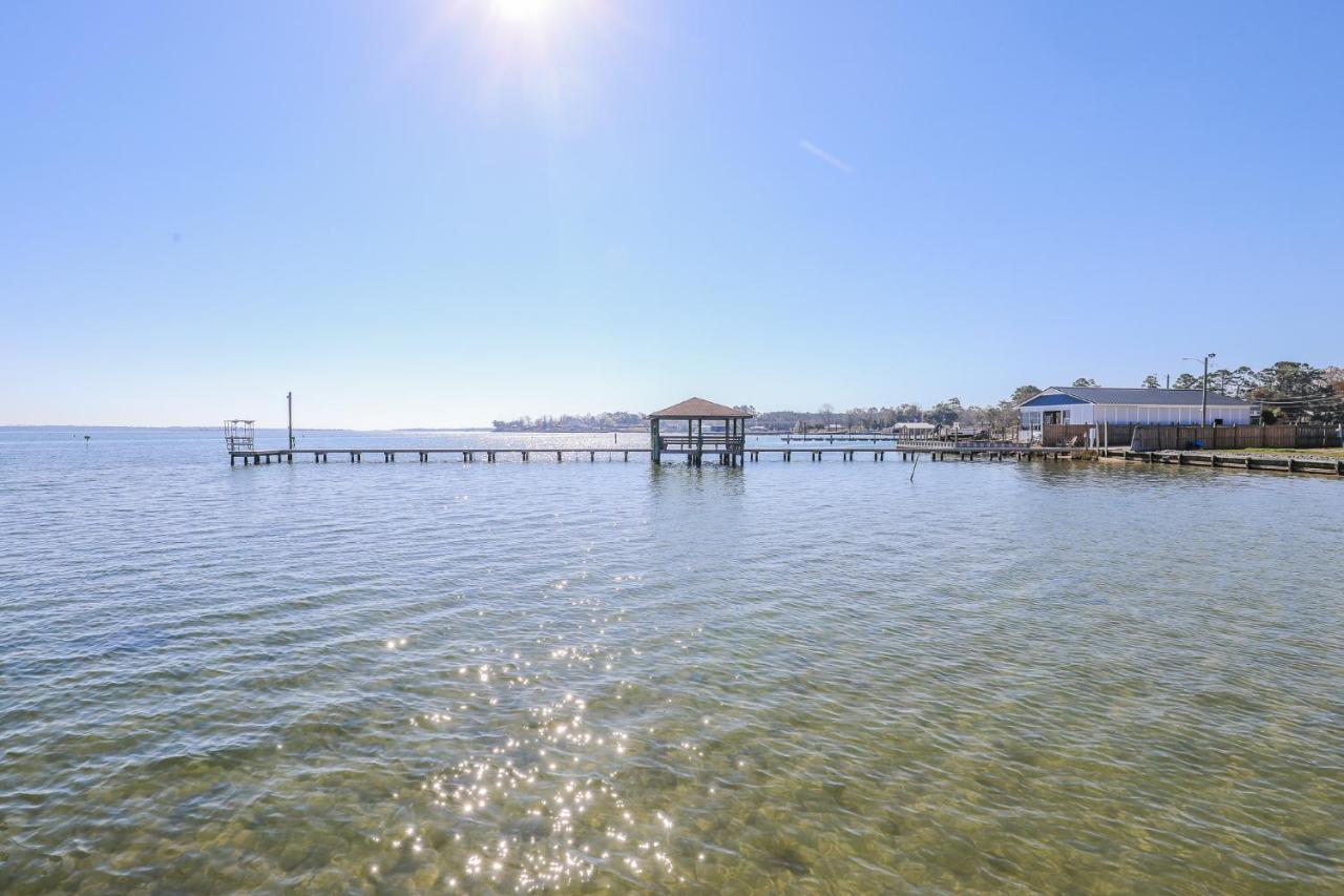 Spacious Home With Waterfront View-Welcome Pets Sneads Ferry Εξωτερικό φωτογραφία