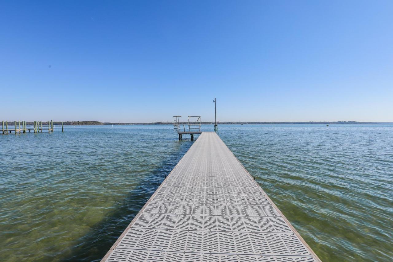 Spacious Home With Waterfront View-Welcome Pets Sneads Ferry Εξωτερικό φωτογραφία