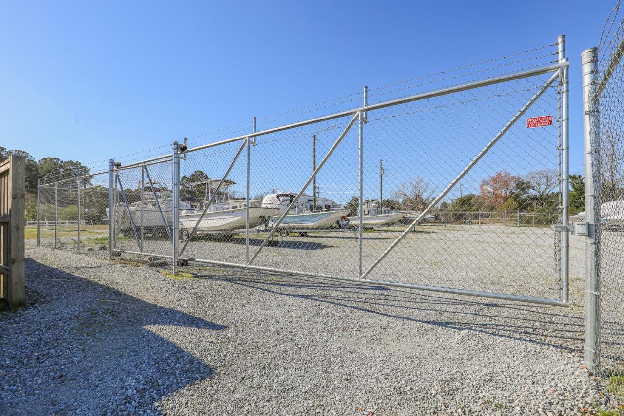 Spacious Home With Waterfront View-Welcome Pets Sneads Ferry Εξωτερικό φωτογραφία