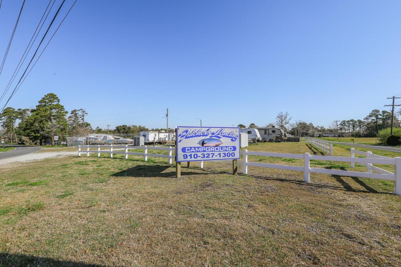 Spacious Home With Waterfront View-Welcome Pets Sneads Ferry Εξωτερικό φωτογραφία